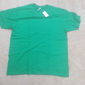 New w tag emerald green large men's t-shir…